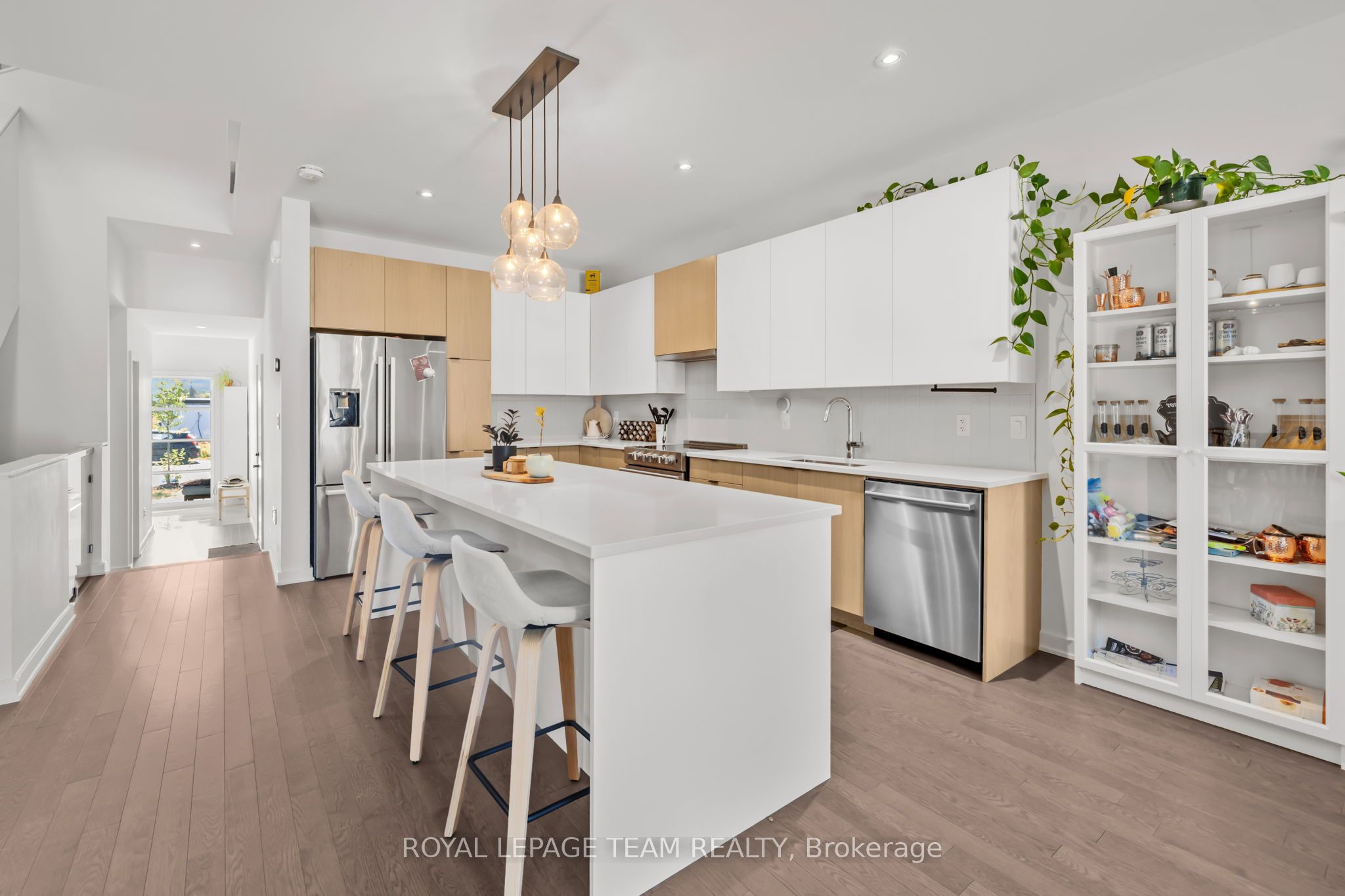 978 Acoustic Way, Orleans-Gloucester 3