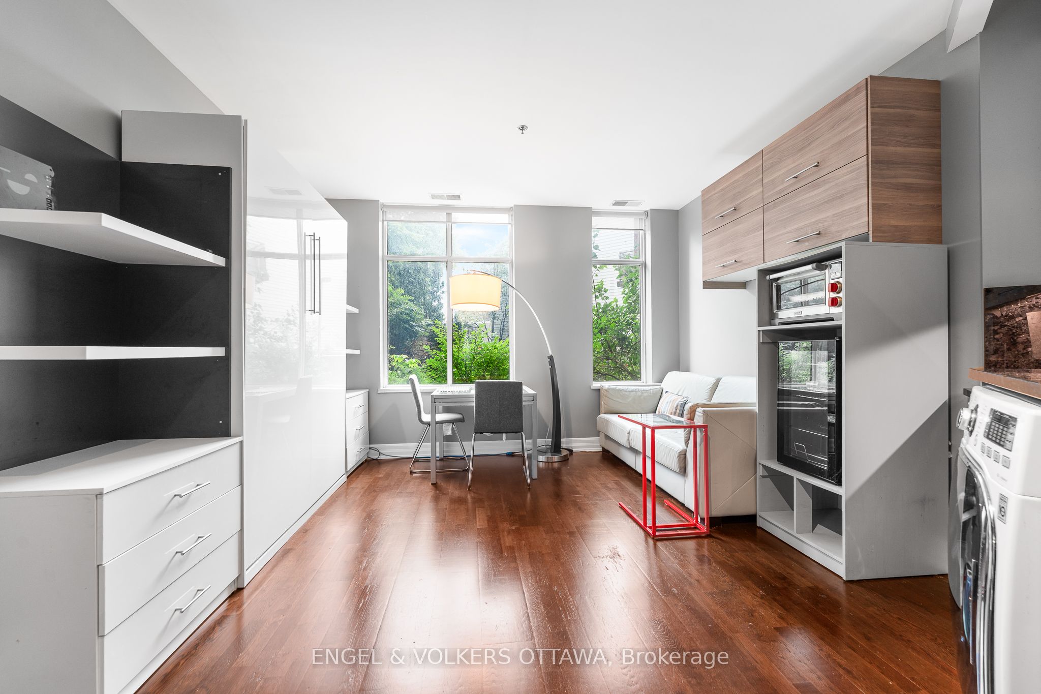Unit 102 - 320 Mcleod Street, Ottawa 3