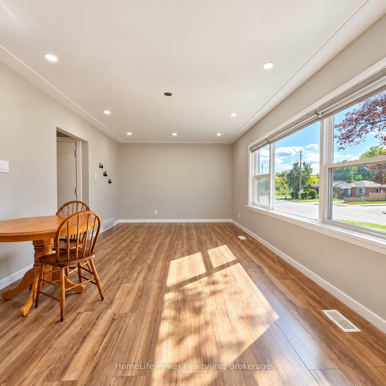 Unit 2 - 112 Heiman Street, Kitchener 4