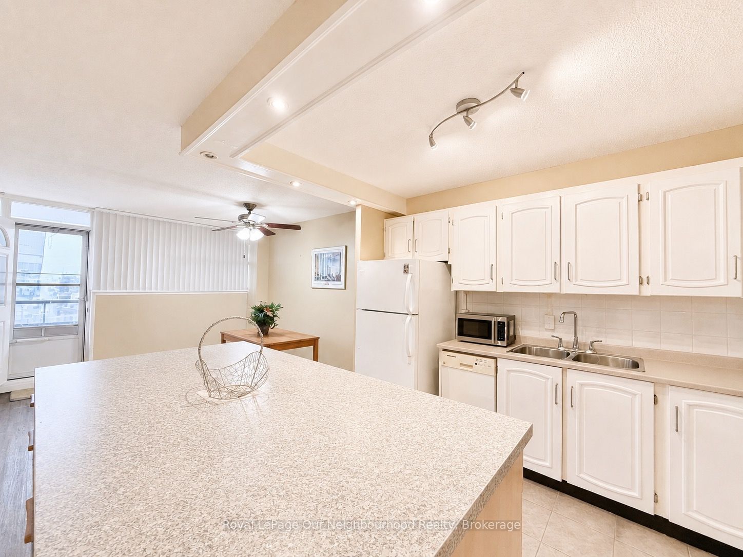 Unit 509 - 215 Glenridge Avenue, St. Catharines 4